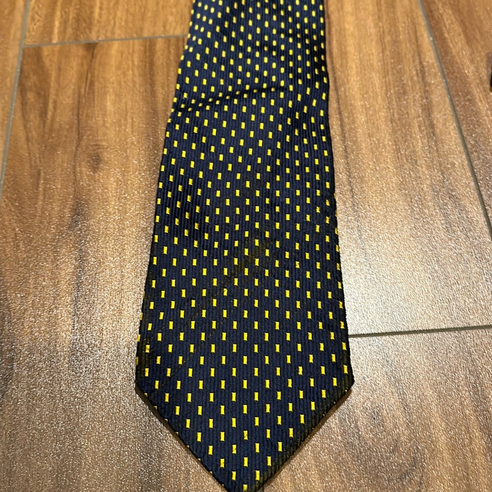 Classic navy blue necktie.